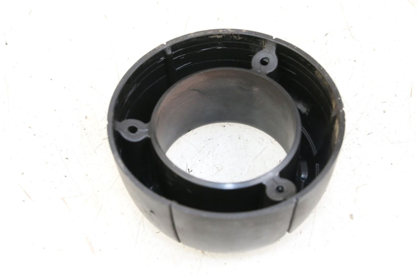 photo de SAÍDA DO RADIADOR APRILIA SCARABEO 100 (2003 - 2012) - Detalhe da peça