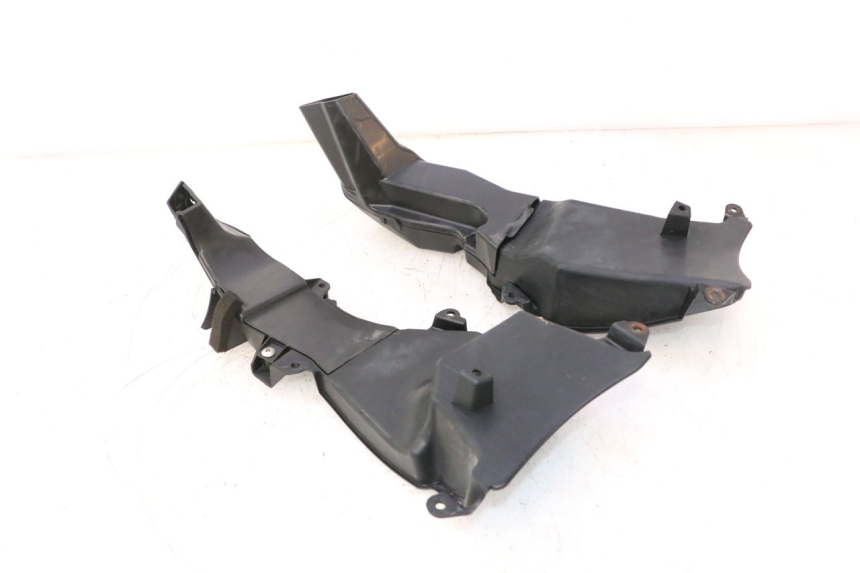 photo de TOMA DE RADIADOR YAMAHA YZF R6 600 (2008 - 2009) - Ampliação técnica
