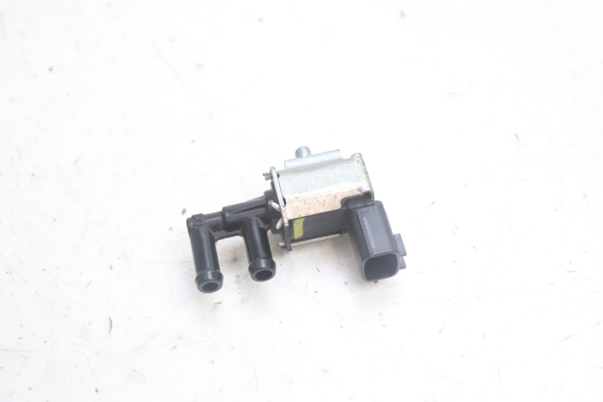photo de VÁLVULA SOLENOIDE DO CANISTER PIAGGIO ZIP IGET 4T 50 (2021 - 2023) - Detalhe da peça
