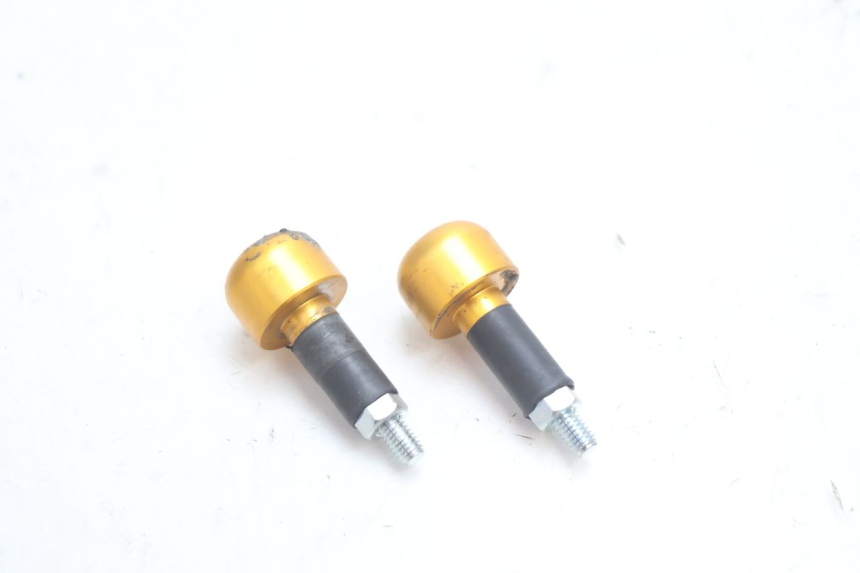 photo de Extremidade do guidão HONDA CB F HORNET 600 (2005 - 2006) - Ampliação técnica