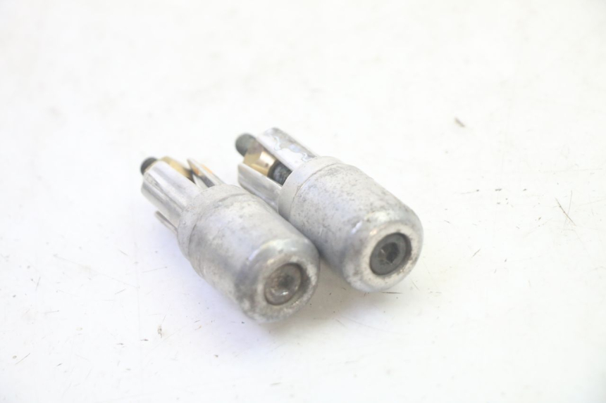 photo de Tampa de punho PEUGEOT ELYSEO 125 (1999 - 2004) - Zoom do estado de desgaste