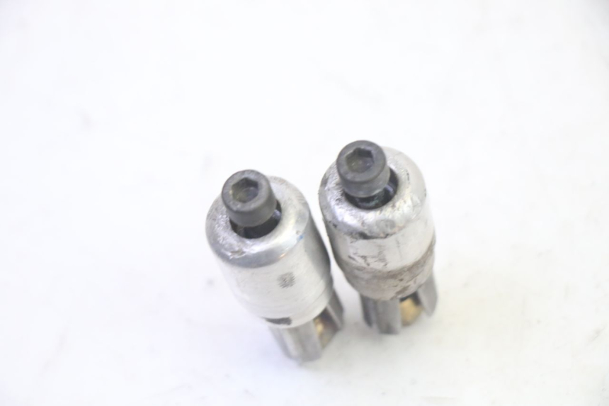 photo de TAMPA DO GUIDÃO PEUGEOT ELYSTAR 50 (2002 - 2014) - Detalhe da peça