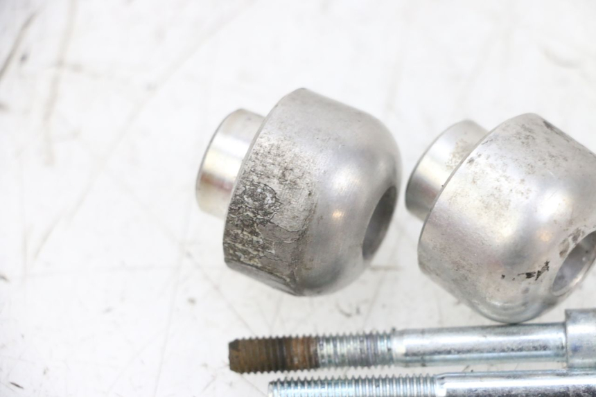photo de TAMPA DO GUIDÃO SUZUKI GSXR GSX-R 1000 (2003 - 2004) - Detalhe da peça
