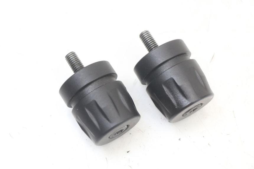 photo de TAMPA DO GUIDÃO ROYAL ENFIELD SCRAM 411 (2022 - 2024) - Detalhe da peça