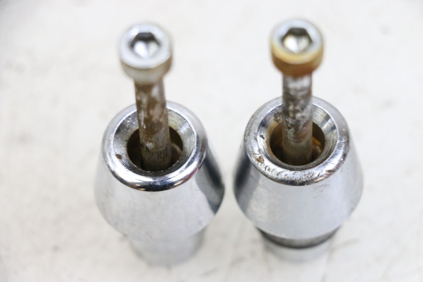 photo de TAMPA DO GUIDÃO PEUGEOT SPEEDFIGHT 4 2T 50 (2015 - 2019) - Detalhe da peça
