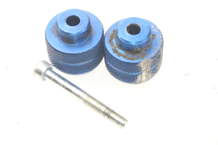 photo de Tampa de punho SUZUKI SV S ABS 650 (2003 - 2009) - Detalhe da peça