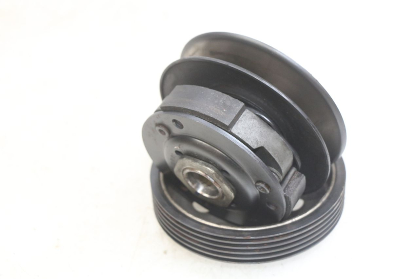 photo de EMBREAGEM KYMCO AGILITY NAKED RENOUVO 2T 50 (2011 - 2018) - Zoom do estado de desgaste