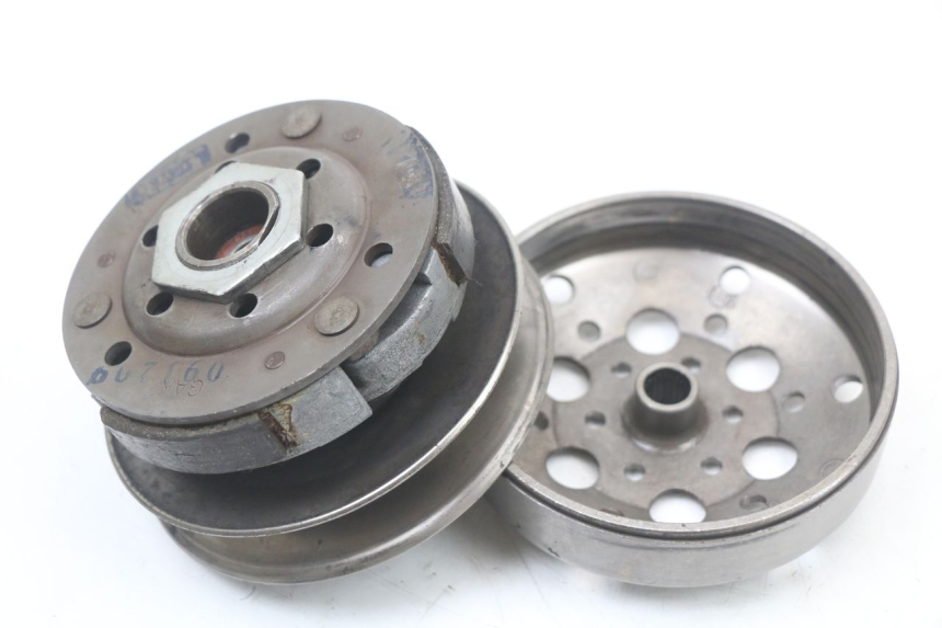 photo de EMBREAGEM KYMCO AGILITY RS 4T 50 (2009 - 2013) - Detalhe da peça