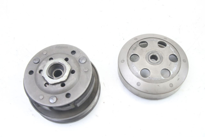 photo de EMBREAGEM MBK BOOSTER SPIRIT NAKED 50 (2004 - 2017) - Ampliação técnica