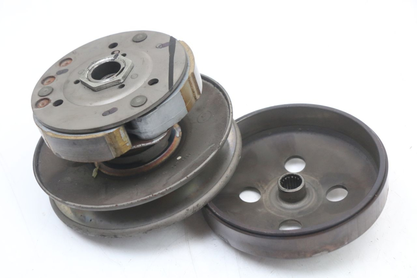 photo de EMBREAGEM SUZUKI BURGMAN 125 (2007 - 2014) - Outro ângulo de visão