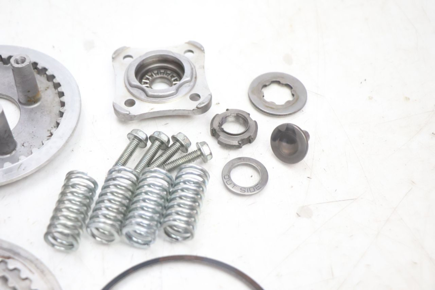 photo de EMBREAGEM HONDA CB TWO FIFTY 250 (1991 - 2002) - Pontos de fixação