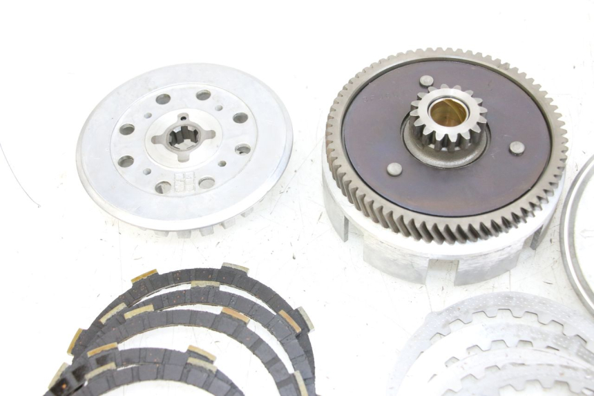 photo de EMBREAGEM SHERCO CITY CORP 125 (2003 - 2007) - Pontos de fixação