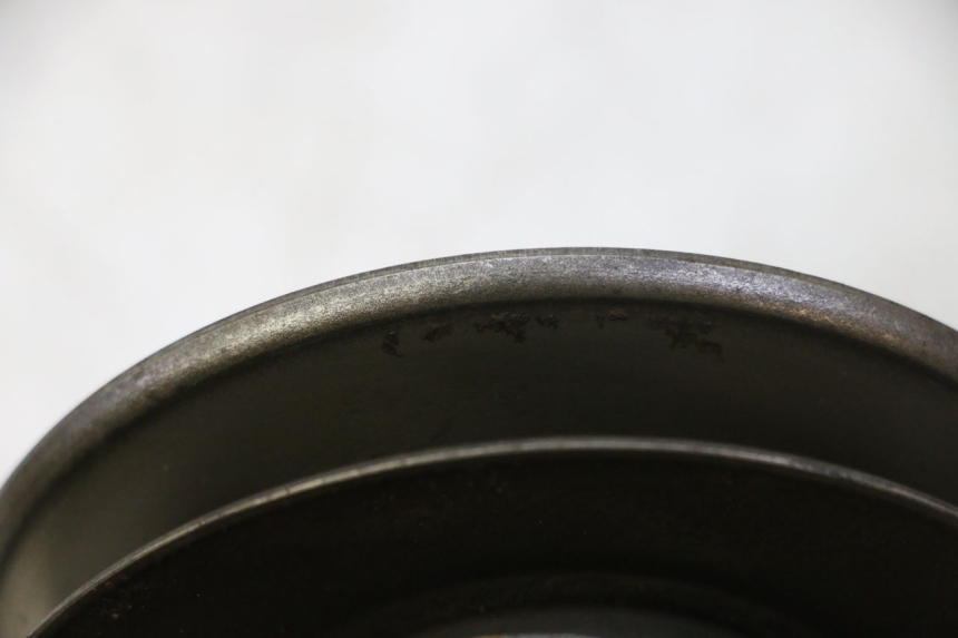 photo de EMBREAGEM PEUGEOT CITYSTAR 50 (2013 - 2017) - Zoom do estado de desgaste