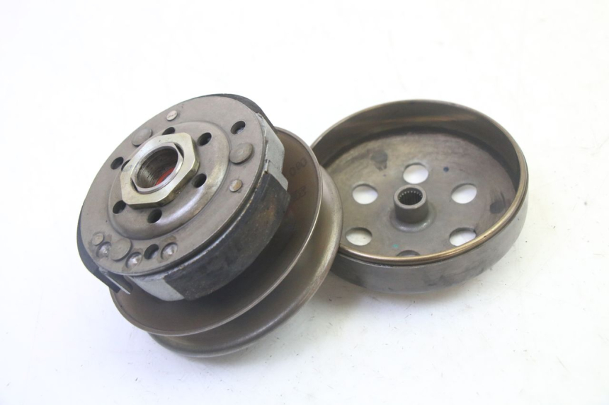 photo de EMBREAGEM PEUGEOT ELYSTAR 50 (2002 - 2014) - Detalhe da peça