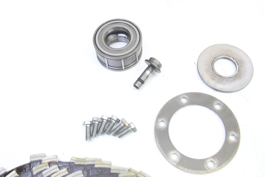 photo de EMBREAGEM YAMAHA FJ 36Y 1100 (1984 - 1985) - Detalhes característicos