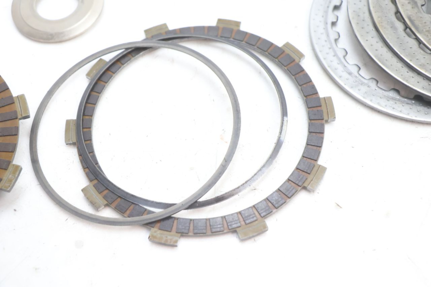 photo de EMBREAGEM SUZUKI GSR 600 (2005 - 2012) - Peça verificada