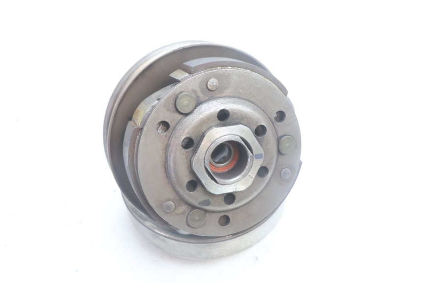 photo de EMBREAGEM PEUGEOT KISBEE 2T 50 (2010 - 2017) - Ampliação técnica