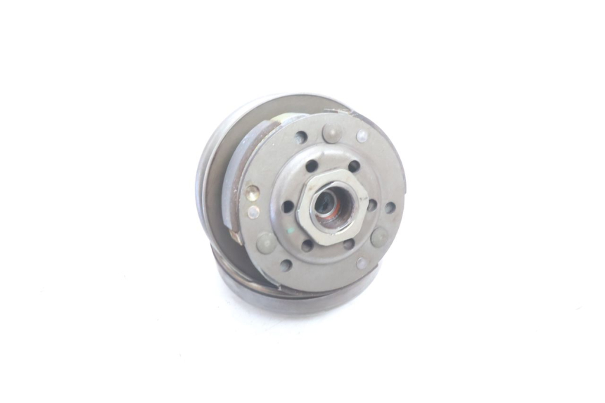 photo de EMBREAGEM PEUGEOT KISBEE 2T 50 (2010 - 2017) - Pontos de fixação