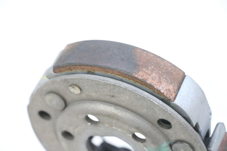 photo de EMBREAGEM PEUGEOT KISBEE 4T 50 (2010 - 2017) - Zoom do estado de desgaste