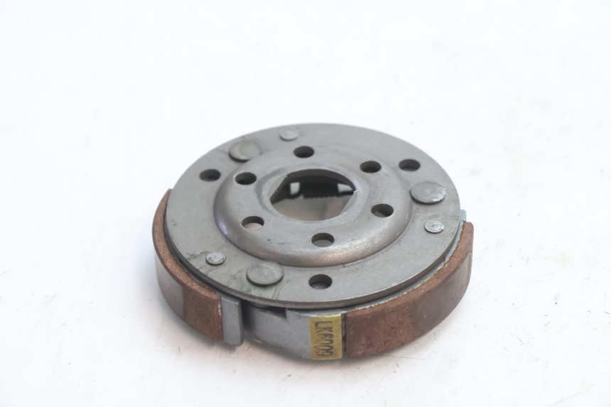 photo de EMBREAGEM PEUGEOT KISBEE 4T 50 (2010 - 2017) - Detalhe da peça
