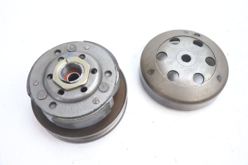 photo de EMBREAGEM PEUGEOT LUDIX ONE 14P 50 (2004 - 2013) - Ampliação técnica