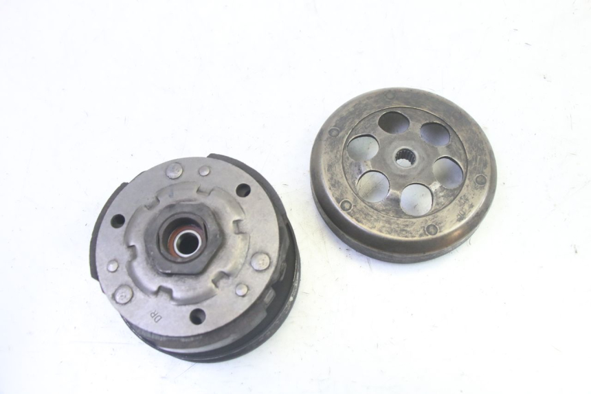 photo de EMBREAGEM RIDE RACE 2T 50 (2012 - 2017) - Pontos de fixação