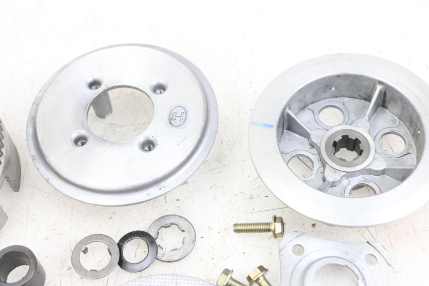 photo de EMBREAGEM APOLLO RFZ 140 - Detalhes característicos