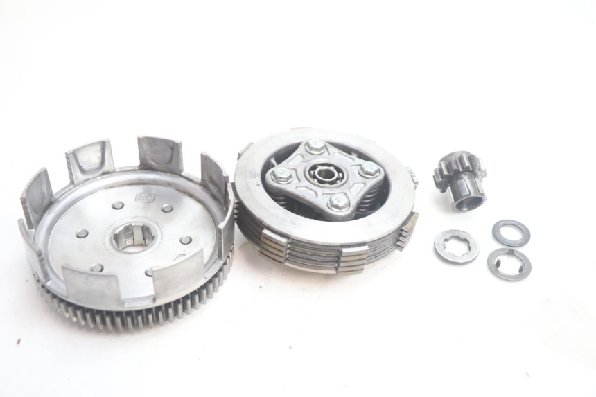 photo de EMBREAGEM APOLLO RFZ 140 - Detalhes característicos