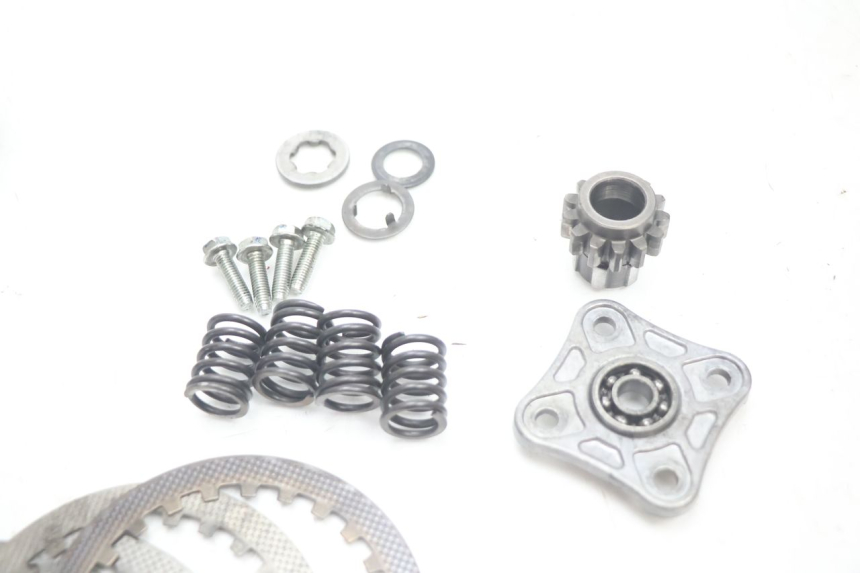 photo de EMBREAGEM APOLLO RFZ 140 - Pontos de fixação