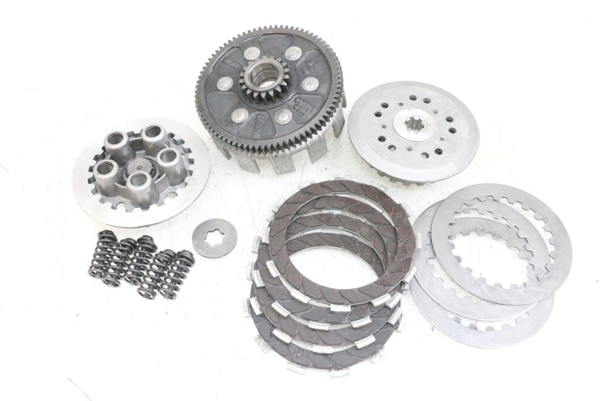 photo de EMBREAGEM APRILIA RS 50 (2006 - 2010) - Pontos de fixação