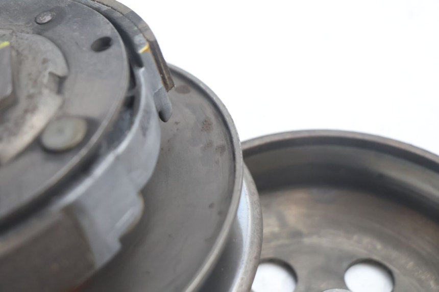 photo de EMBREAGEM PEUGEOT SATELIS 125 (2013 - 2018) - Detalhe da peça