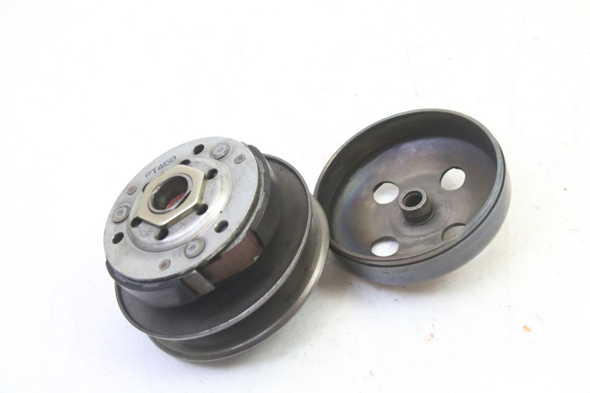 photo de EMBREAGEM PEUGEOT SPEEDAKE 50 (1995 - 1997) - Zoom do estado de desgaste