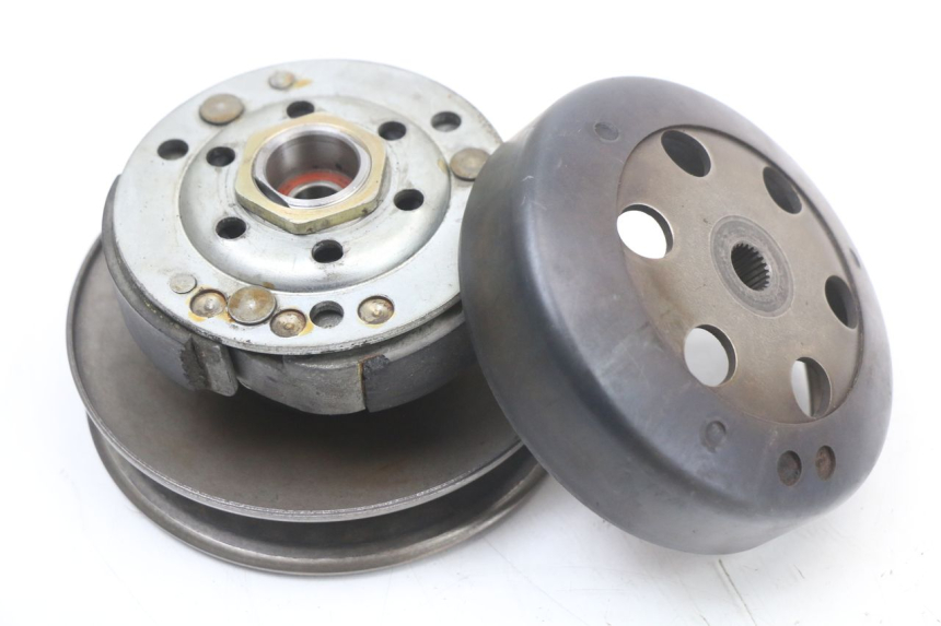 photo de EMBREAGEM APRILIA SR CARB LC 2T 50 (2004 - 2012) - Vista principal