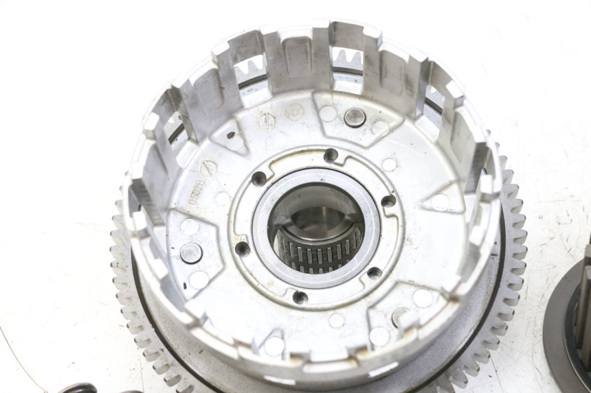 photo de EMBREAGEM SUZUKI GSR 750 (2011 - 2017) - Estrutura - ampliação