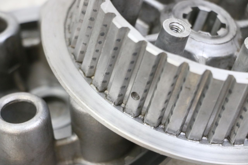 photo de EMBREAGEM SUZUKI SV S 650 (1999 - 2002) - Estado da superfície