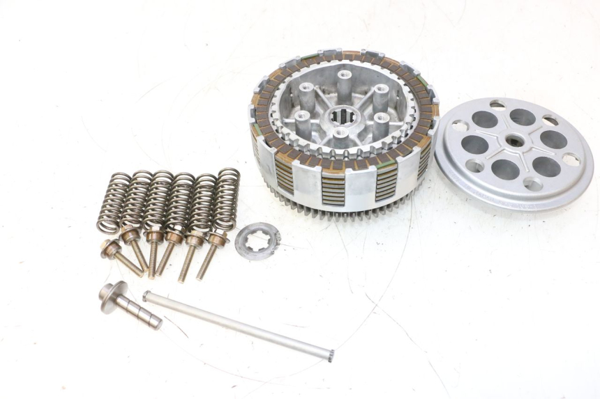 photo de EMBREAGEM SUZUKI SV S 650 (1999 - 2002) - Outro ângulo de visão