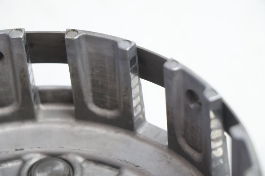 photo de EMBREAGEM SUZUKI SV S 650 (2003 - 2009) - Outro ângulo de visão