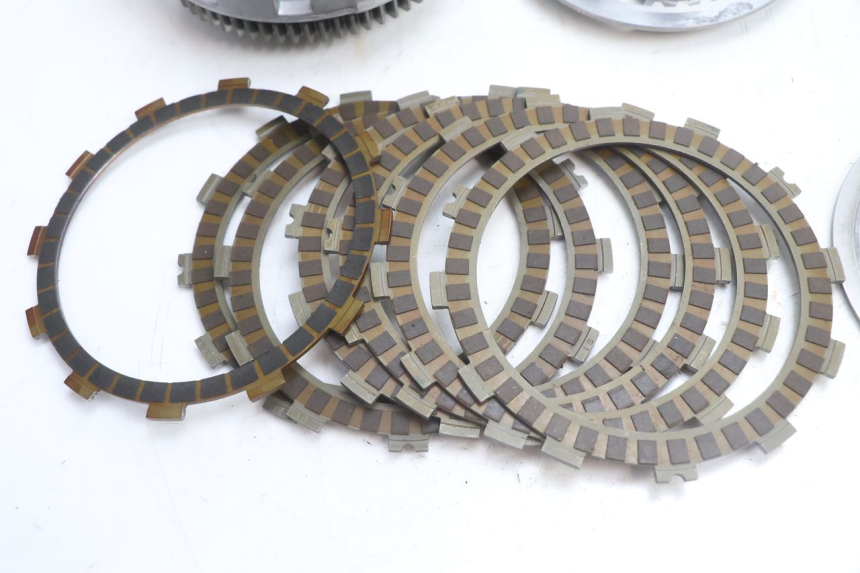 photo de EMBREAGEM SUZUKI SV S 650 (2003 - 2009) - Pontos de fixação