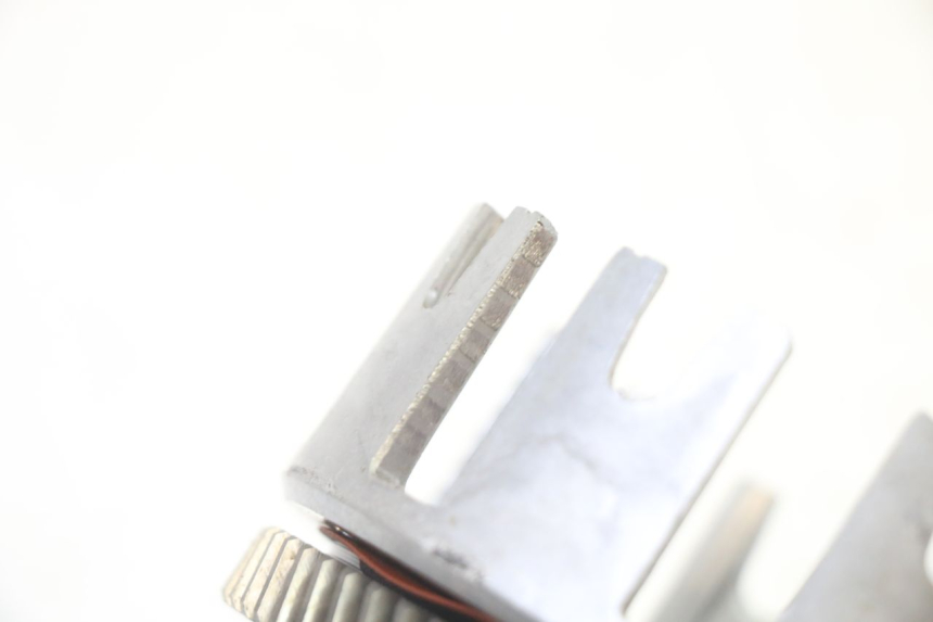 photo de EMBREAGEM YAMAHA TDR DELTABOX 125 (1997 - 2003) - Ampliação técnica