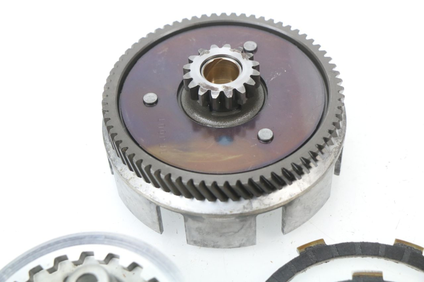 photo de EMBREAGEM YAMAHA TTR 125 (2000 - 2020) - Pontos de fixação