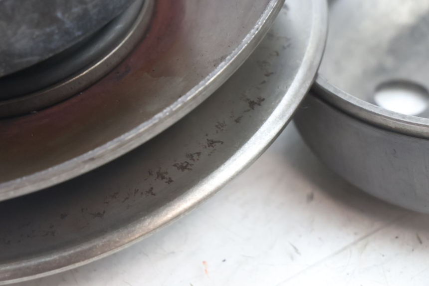 photo de EMBREAGEM PIAGGIO VESPA S 2T 50 (2007 - 2014) - Zoom do estado de desgaste