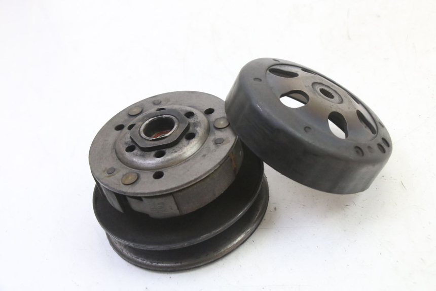 photo de EMBREAGEM PEUGEOT VIVACITY NEW 4T 50 (2008 - 2017) - Detalhe da peça
