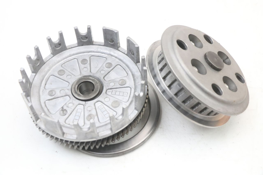 photo de EMBREAGEM SUZUKI VL INTRUDER 125 (2004 - 2007) - Pontos de fixação