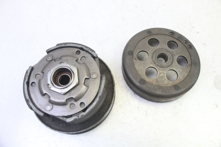 photo de EMBREAGEM YAMAHA X-MAX XMAX 125 (2010 - 2013) - Ampliação técnica