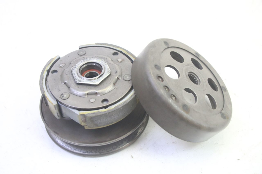 photo de EMBREAGEM YAMAHA XMAX X-MAX 125 (2006 - 2009) - Detalhe da peça