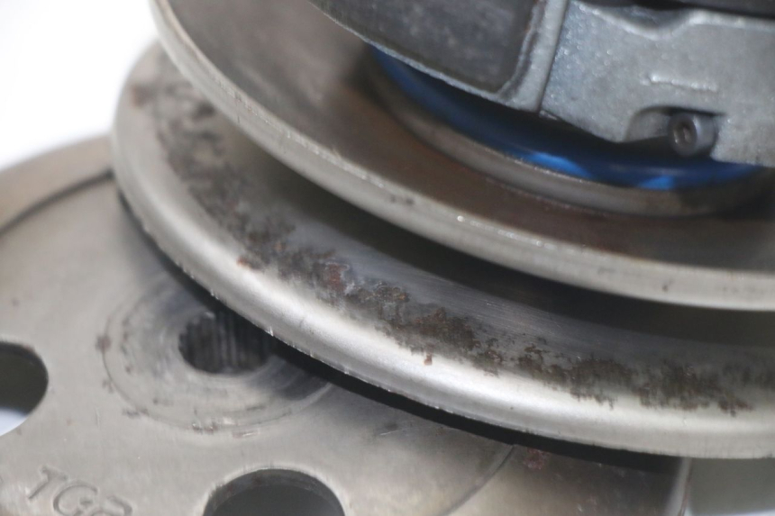 photo de EMBREAGEM YAMAHA AEROX 50 (1997 - 2006) - Outro ângulo de visão