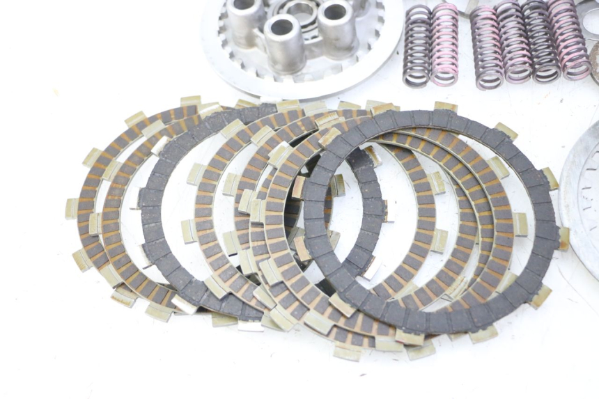 photo de EMBREAGEM YAMAHA FZ6 FAZER S2 600 (2007 - 2011) - Vista principal