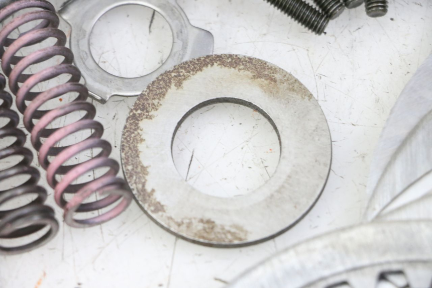 photo de EMBREAGEM YAMAHA FZ6 FAZER S2 600 (2007 - 2011) - Zoom do estado de desgaste