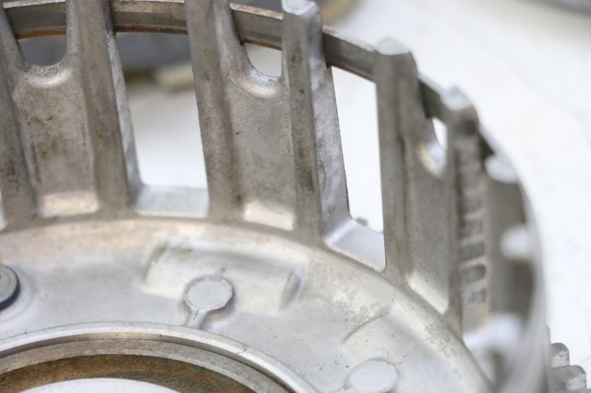 photo de EMBREAGEM YAMAHA FZ6 FAZER S2 600 (2007 - 2011) - Pontos de fixação