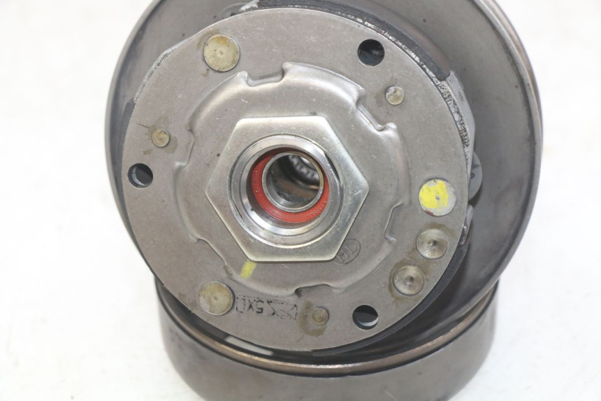 photo de EMBREAGEM YAMAHA YP MAJESTY 125 (2007 - 2010) - Pontos de fixação